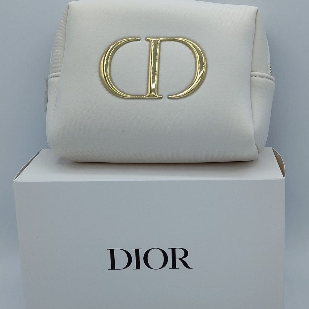 DIOR Beauté White Couture CD Pouch Gold Hardware VIP Cosmetic Bag AUTHENTIC GWP